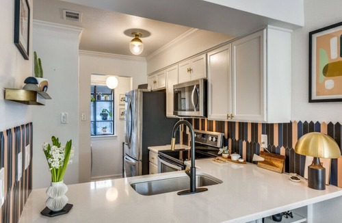 South River City Condo | Modern Remodeled Condo in heart of South Congress