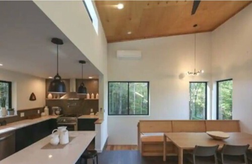 Olivebridge Cottage | Modern Remote Catskills getaway! Hot Tub & Views!