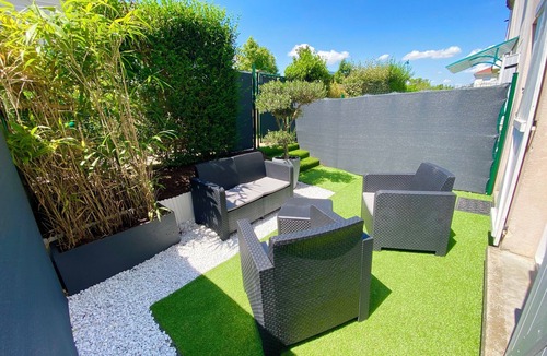 Magny-le-Hongre House | Modern residence 64m. Paris Disneyland