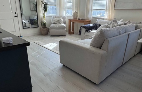 Sacramento House | Modern Retreat and Comfort with Two Master Suites, Gym and Full Kitchen