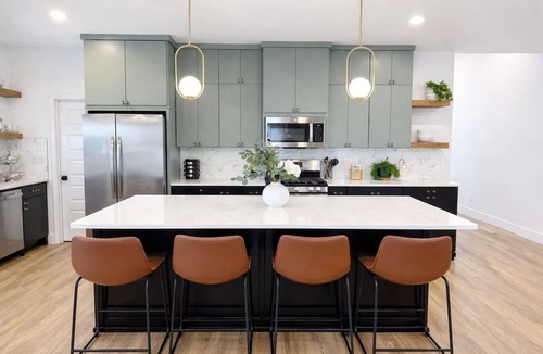 Lubbock House | Modern Retreat at Burgamy Park