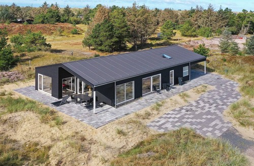 Grærup Strand House | Modern Retreat in Graerup - By Traum Ferienwohnungen