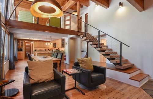 Carnelian Bay House | Modern Retreat Near Dog-Friendly Beach & Eateries