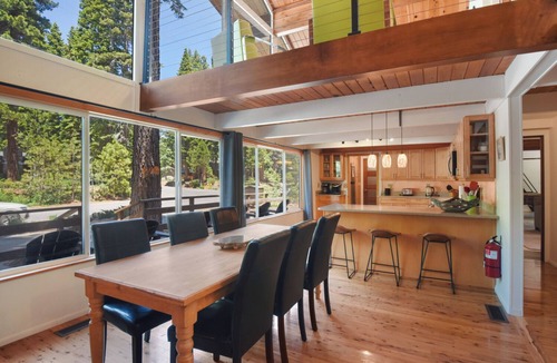 Carnelian Bay House | Modern Retreat Near Dog-Friendly Beach & Eateries