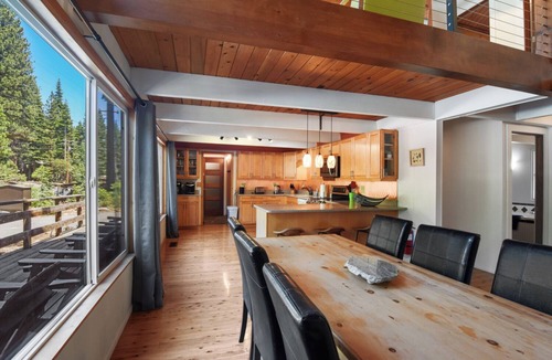 Carnelian Bay House | Modern Retreat Near Dog-Friendly Beach & Eateries