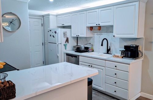 Hillsboro House | Modern Retreat near Top Golf