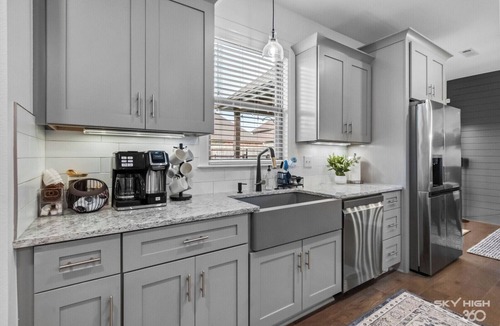 Bentonville House | Modern Retreat w/Pool, Hot Tub & Covered Patio