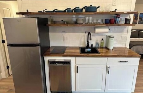Sugar House Apartment | Modern Retreat with All the Essentials