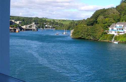 Fowey House | Modern Riverside Terrace House,