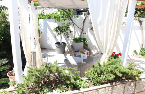 Montovjerna House | Modern room with spacious terrace , Free parking