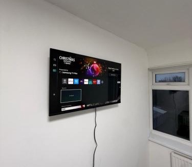 Edmonton House | Modern Rooms in North London