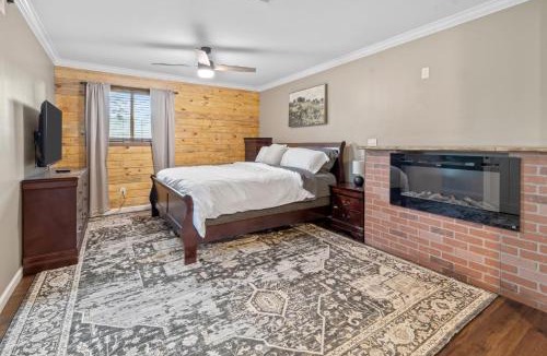 Westlake House | Modern Rustic Family Home in Westlake La
