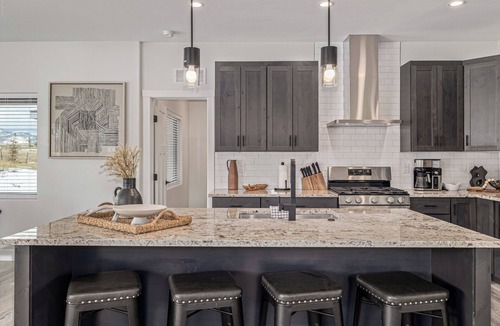 Grand Elk Ranch House | Modern Rustic Mountain Retreat w/Mountain Views, Patio and close to Golf