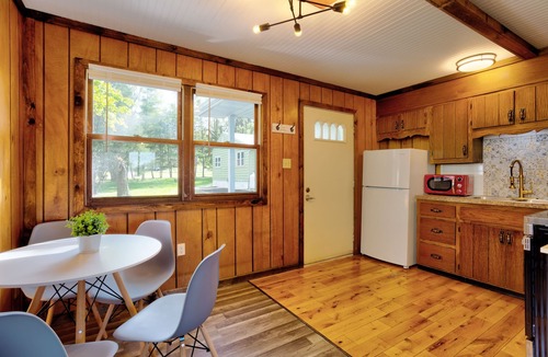 Sciota Cabin | Modern Rustic Retreat w/Private Trails & Stream