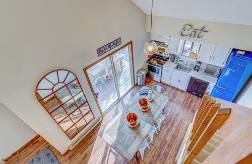 East Stroudsburg Ski Chalet | Modern Rustic Private Chalet