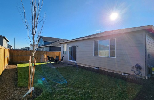 Four Corners House | Modern Salem Property