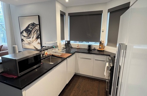 Fillmore District Condo | Modern San Francisco Loft with High Ceilings, City Views & Walkable Location