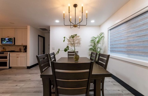 Central San Pedro House | Modern San Pedro Home