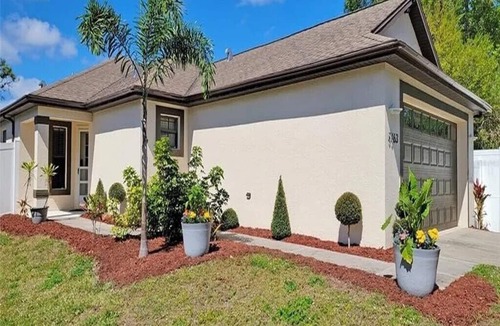 Fruitville House | Modern Sarasota Retreat ★ 10 Min to Beach ★ Family Friendly no cleaning fee
