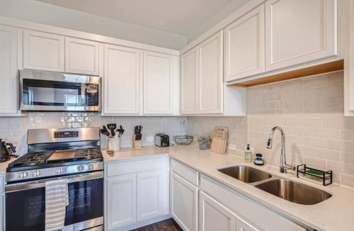 Austin Apartment | Modern SE Austin Apartment cl to Tesla & Airport!