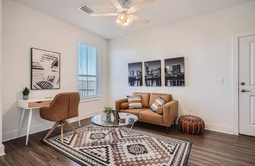 Austin Apartment | Modern SE Austin Apartment cl to Tesla & Airport!