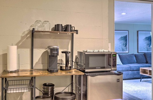 Roxhill Apartment | Modern Seattle Basement Apt ~ 5 Mi to Alki Beach