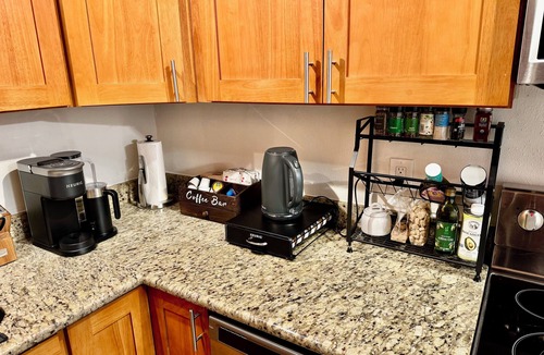 White Center House | Modern Seattle Two Bedrooms, Two Bathrooms + Private Deck, Hot Tub