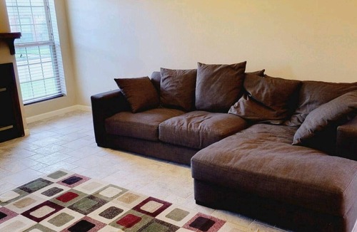 Beaumont House | Modern Secluded 2 BR 1.5 Bath