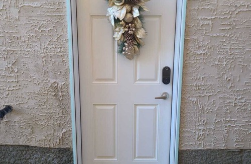 Winnipeg Apartment | Modern, serene & cozy 2 bedroom | Ideal for travelers, families & work trips