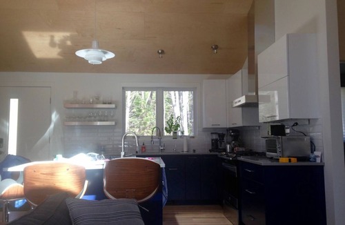 Pond Cove House | Modern & serene with peeks of ocean view