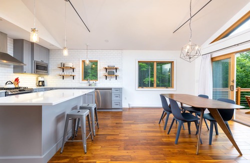 East Jewett House | Modern Ski-Home in the Mountains with Views