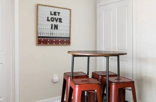 West Congress Apartment | Modern SoCo CozySuites w 2 Pools! #05