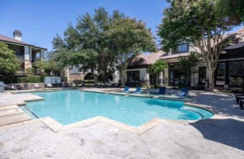 Sweetbriar Apartment | Modern SoCo Stay StreetDreams