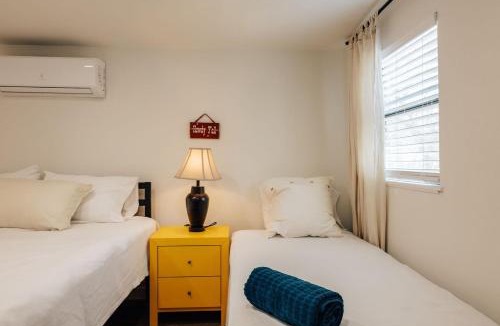 Sweetbriar Apartment | Modern SoCo Stay with King Bed, Dedicated Workspace & Walkable to Cafes