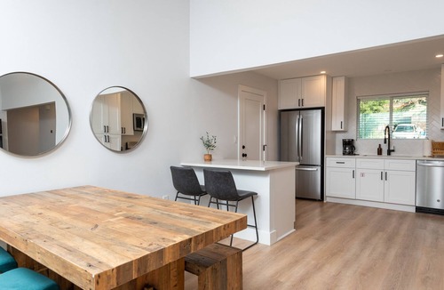 Austin House | Modern South Austin Home - 7 miles to Downtown