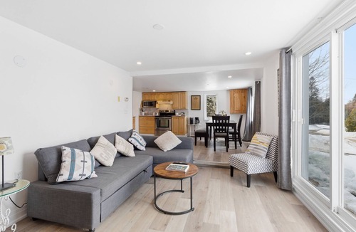 Hastings Highlands Cottage | Modern South Baptiste View | Lake | Boat Launch