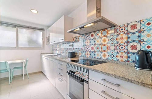 Sant Adria de Besos Apartment | Modern Spacious 3-Bedroom Apt with Pool near Beach