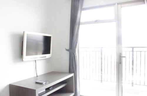 Cibaduyut Hotel | Modern & Spacious 1Br at Mekarwangi Square Apartment