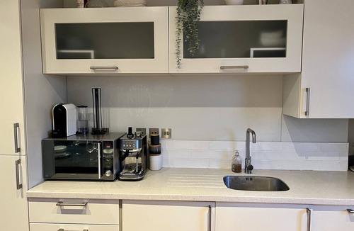 Balham Apartment | Modern, spacious 2 bedroom apartment in Balham centre