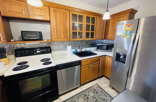 Elkins Park Apartment | Modern & Spacious 2BR/2BA | Long-Stay Friendly