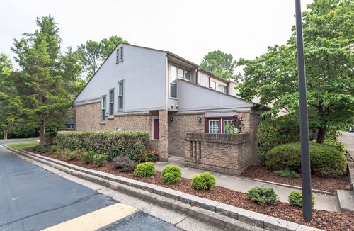 McAlpine House | Modern Spacious 2BR w/King Bed & Private Patio (So CLT)