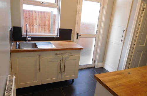 Wandle Valley House | Modern, spacious, 3 bedroom house