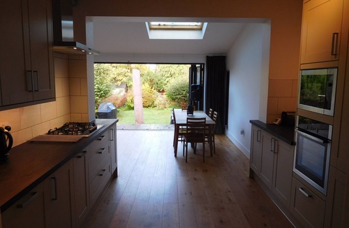 Wandle Valley House | Modern, spacious, 3 bedroom house