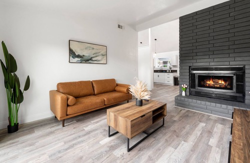 Rio Linda House | Modern Spacious 3BR/2BA Near SMF