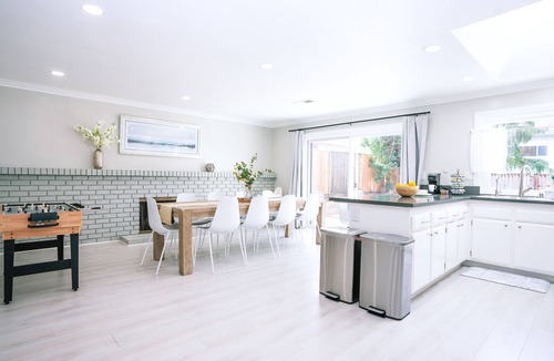 East San Jose House | Modern Spacious 5BR Retreat - Games & Large Yard