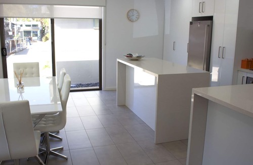 Anglesea Apartment | Modern, spacious apartment within walking distance to everything in Anglesea🔆🐠