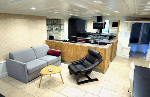 Hastings Apartment | Modern & Spacious Apartment Hypercentre CAEN