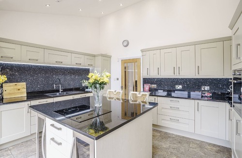 Congleton Apartment | Modern spacious barn conversion with stylish finish.