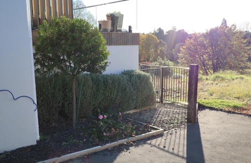 Te Rapa Apartment | Modern spacious Chartwell