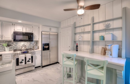 Cape May Condo | Modern, Spacious, Pet-Friendly Cape Mackie!